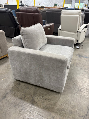 Aiden & Ivy Sereen Accent Chair