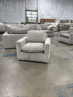 Aiden & Ivy Sereen Accent Chair