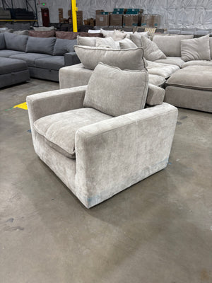 Aiden & Ivy Sereen Accent Chair
