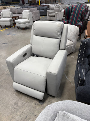 Wren Power Recliner