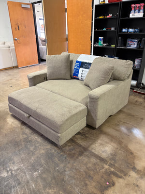 Gilroy Oversized Chair
