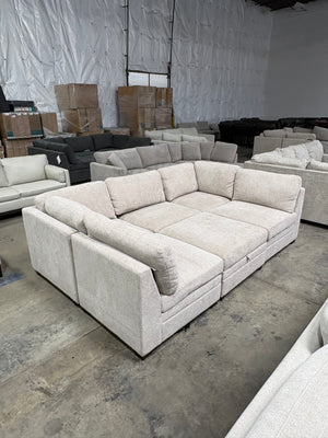 ThomasVille Tisdale 6 Pc Sectional