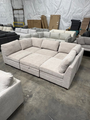 ThomasVille Tisdale 6 Pc Sectional