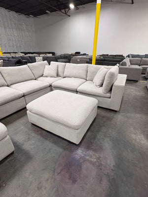 ThomasVille Lowell 8 Pc Sectional
