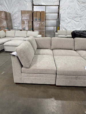 ThomasVille Tisdale 6 Pc Sectional