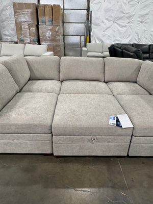 ThomasVille Tisdale 6 Pc Sectional