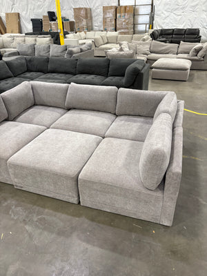 ThomasVille Fallon 6 Pc Sectional