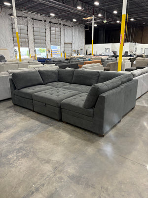 ThomasVille Tisdale 6 Pc Sectional