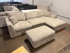 Henredon Caley Sectional