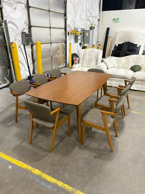 Coaster fine furniture table and 8 chairs set