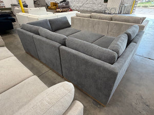Henredon 6-Piece Fabric Sectional - Gray