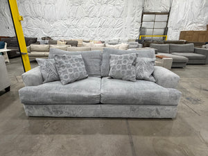 Jackson Furniture Lamar Sofa