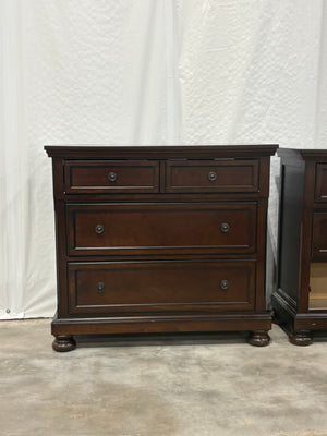 Natural Wood 4 Drawer Dresser