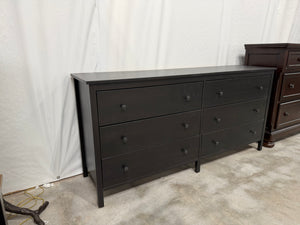 Modern Black 6-Drawer Dresser