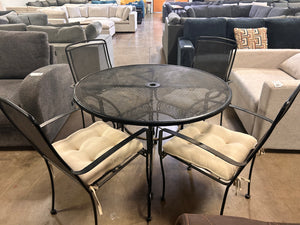 Outdoor Table and Chairs