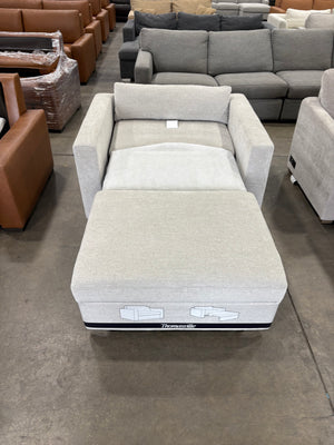 ThomasVille Dillard Sleeper Chair