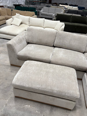 Henredon Caley Sectional