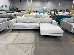 Light Gray Modern Chaise Sectional Sofa