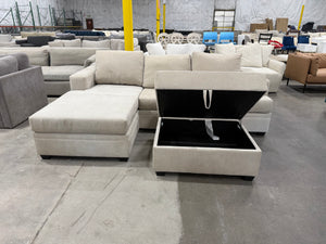 Living Spaces Reversible Chaise Sectional w/ Storage Ottoman