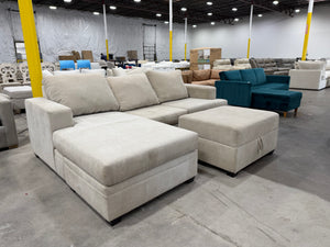 Living Spaces Reversible Chaise Sectional w/ Storage Ottoman