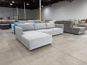 Four Hands Oslo Braxton 2 Pc Sectional