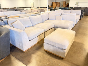 Henredon Caley Sectional