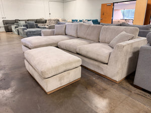 Henredon Caley Sectional