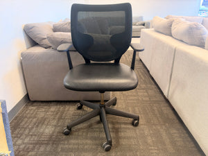 Black Ergonomic Mesh Office Chair — Rolling Task Chair