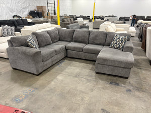 Large Gray Sectional W/ Chaise