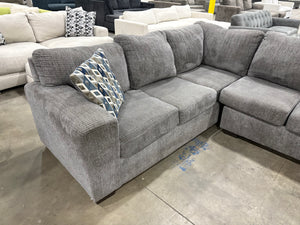 Large Gray Sectional W/ Chaise