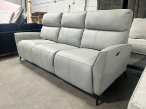 Raymour & Flanigan Deliah Leather Power Sofa w/Power Headrests