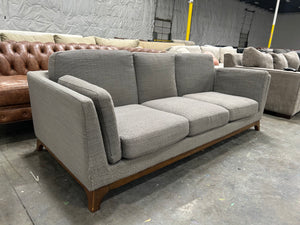 Article 83” Taupe Ceni Sofa