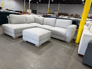 Synergy Drayden Fabric Sectional w/Ottoman