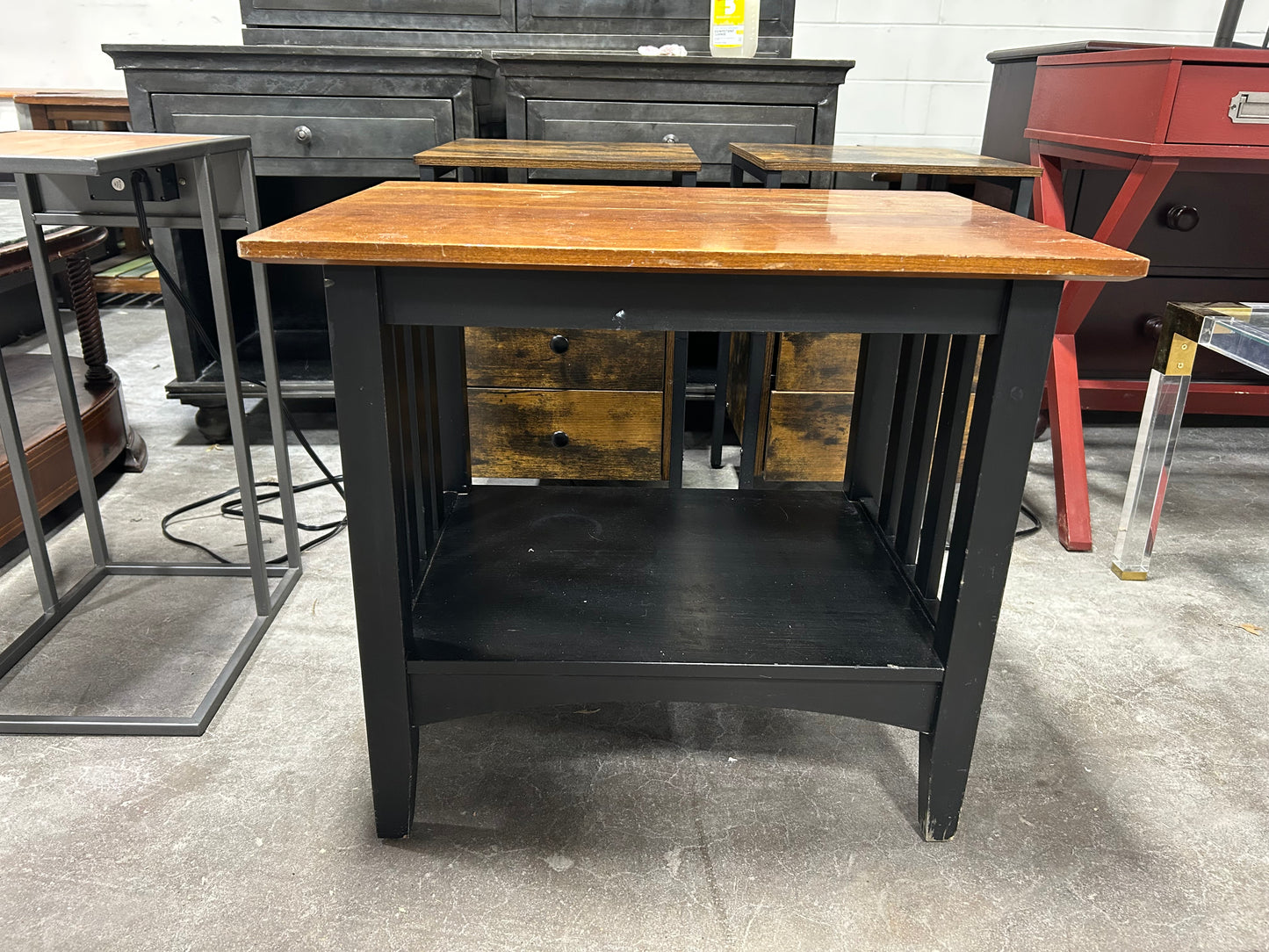 Brown/Black Wooden End Table