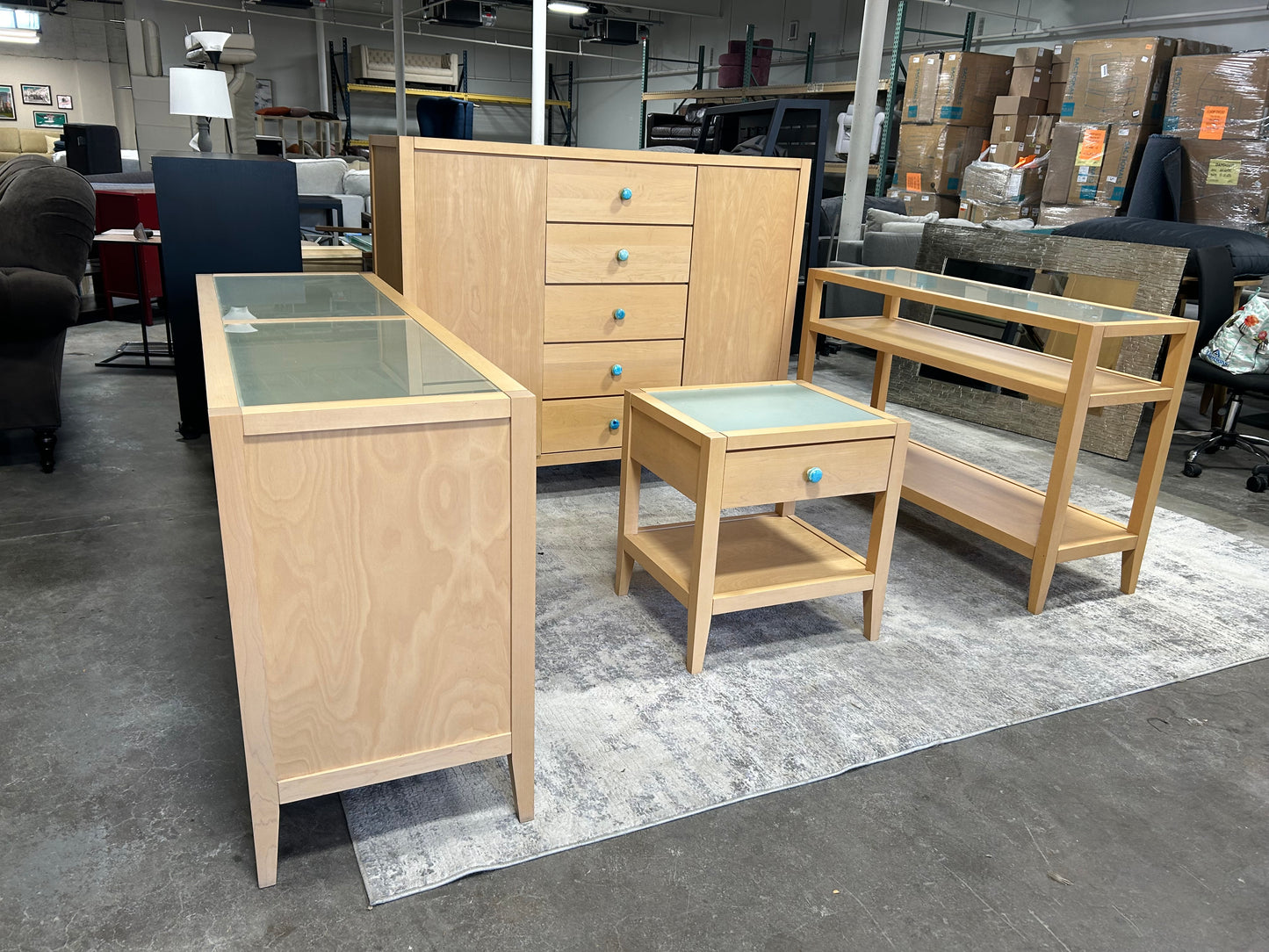 COMPLETE Baronet Natural Wood Bedroom Set w/King Bed Frame