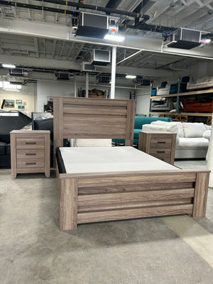 Ashley Queen Bedroom Set w/Nightstands & Box Spring