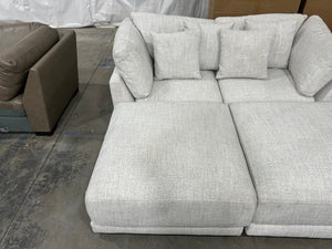 Aiden & Ivy Dayna 4-Pc Modular Sectional