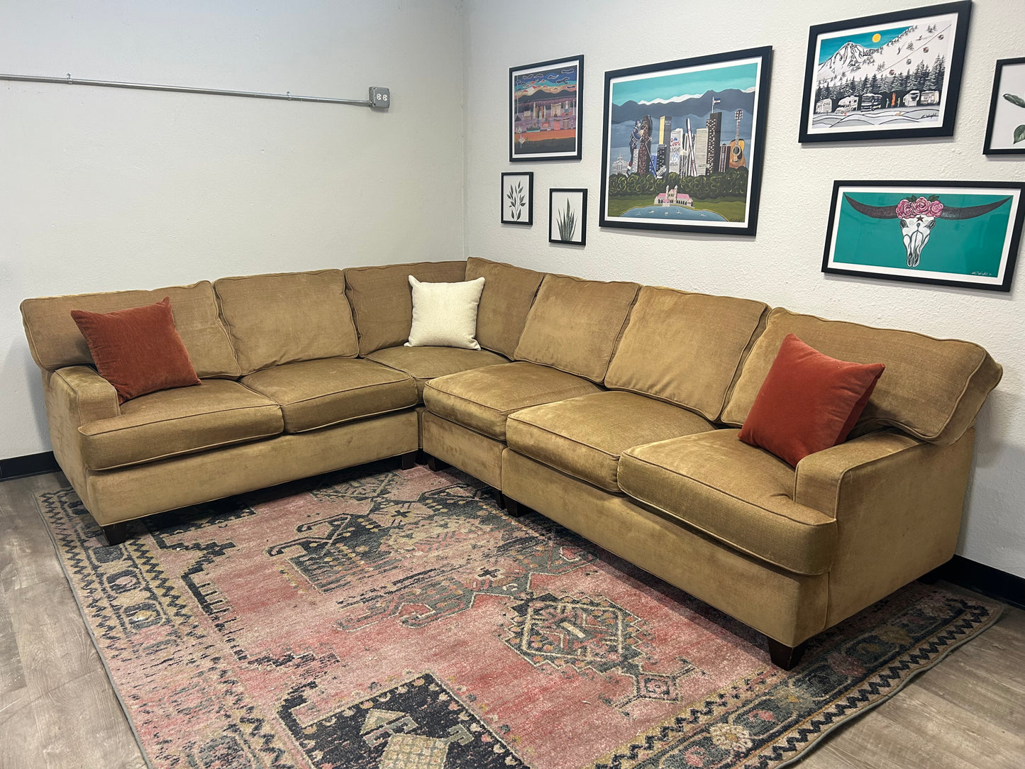 DESIGNER BRAND Joe Ruggiero Collection Modular Beige L-Shaped Sectional