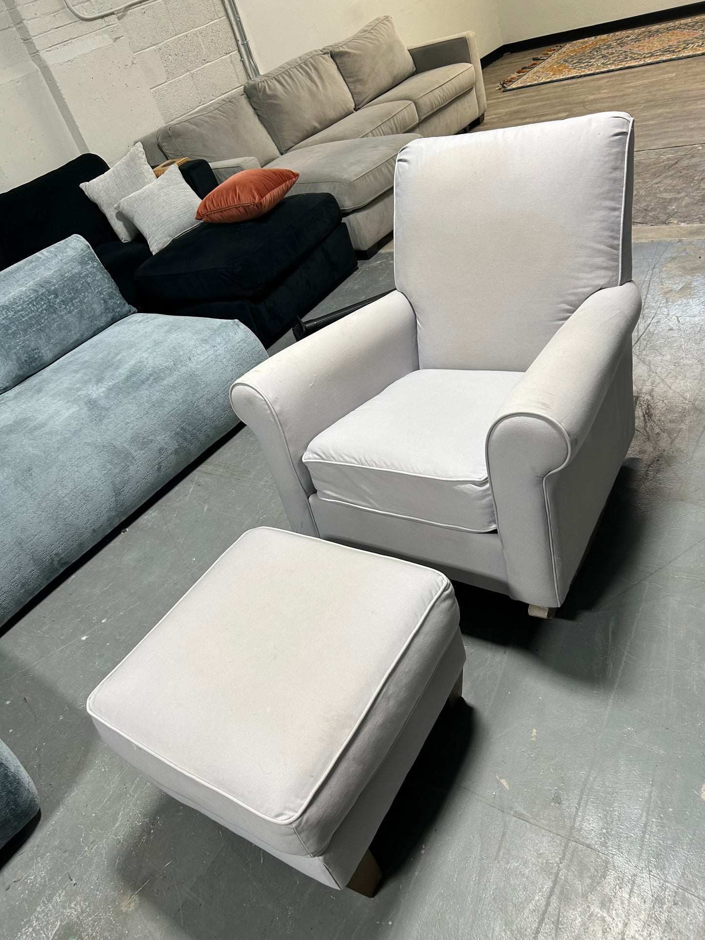 Pottery Barn Off-White Charleston Glider Chair With Ottoman