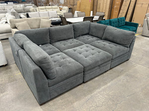 Thomasville Tisdale 6-Piece Modular Sectional w/Storage Ottoman