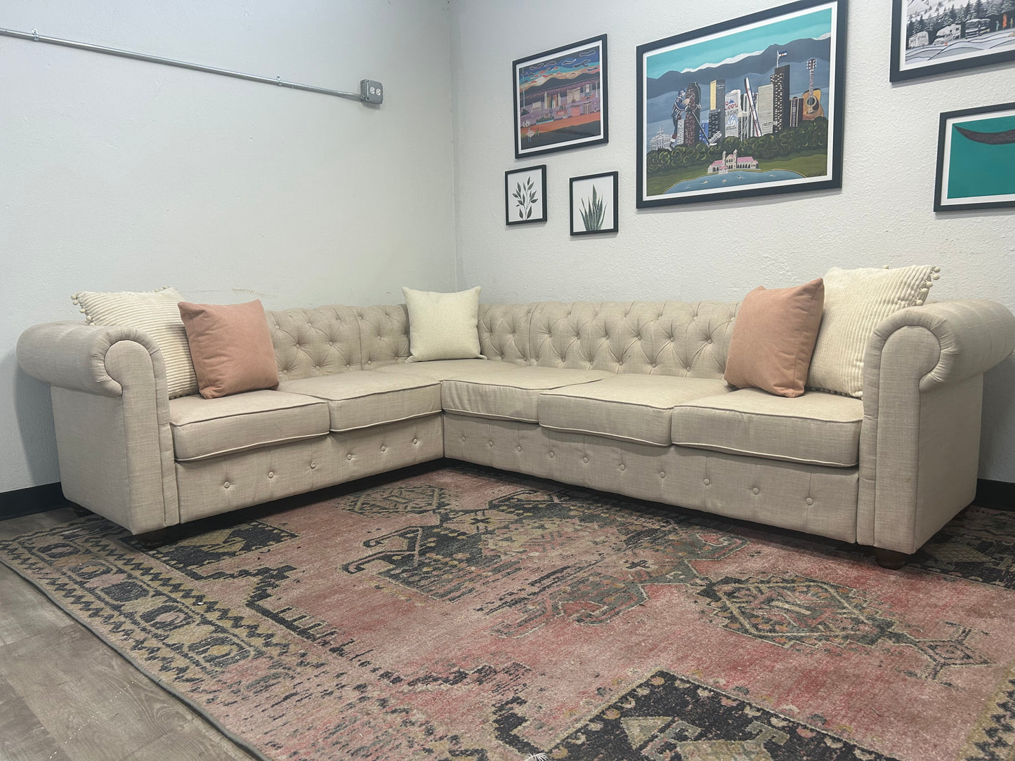 ELEGANT Beige L-Shaped Chesterfield Sectional