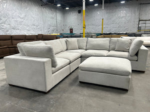 Thomasville Lowell 6-Piece Modular Sectional (Light Gray)