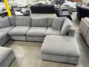 Thomasville Lowell 8-Piece Modular Sectional (Dark Gray)