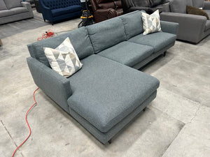 Room & Board Jasper Chaise Sectional (Tepic Haze)