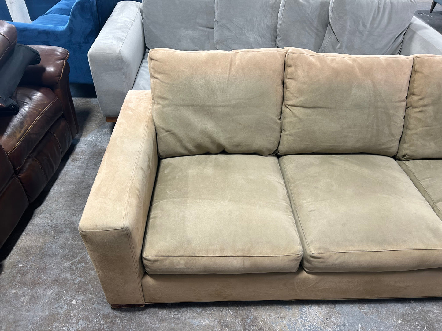 Room & Board Beige 88” Metro Sofa