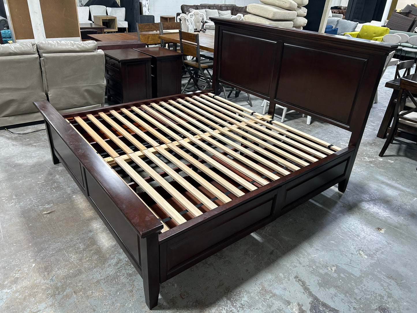 Pottery Barn Hudson King Bed Frame With Storage