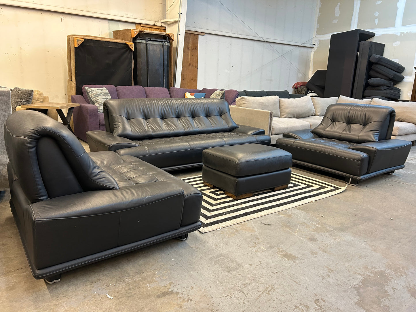 Zuri Furniture Black Leather Couch And Chairs Set