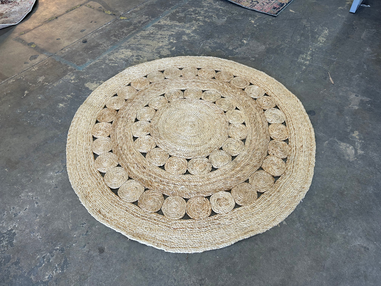 BRAND-NEW Surya 5’x5’ Moroccan Area Rug