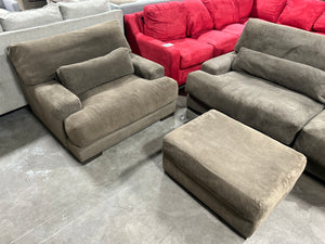 Z Gallerie MAMMOTH 3-Pc Brown Sofa & Chair Set w/Ottoman