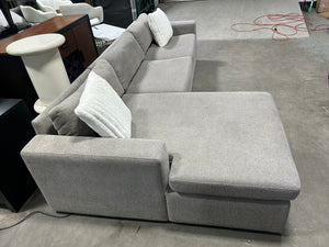 Living Spaces 2-Pc Chaise Sectional
